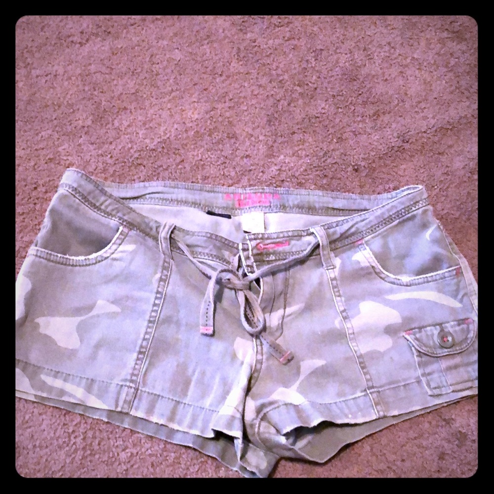 Woman’s shorts